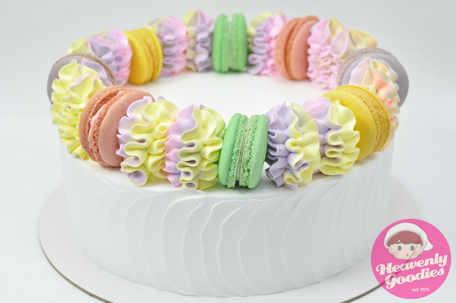 Party Macarons Cake